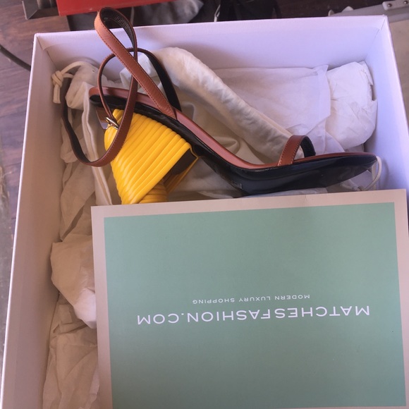 Balenciaga High Heel Sandals - Picture 3 of 4